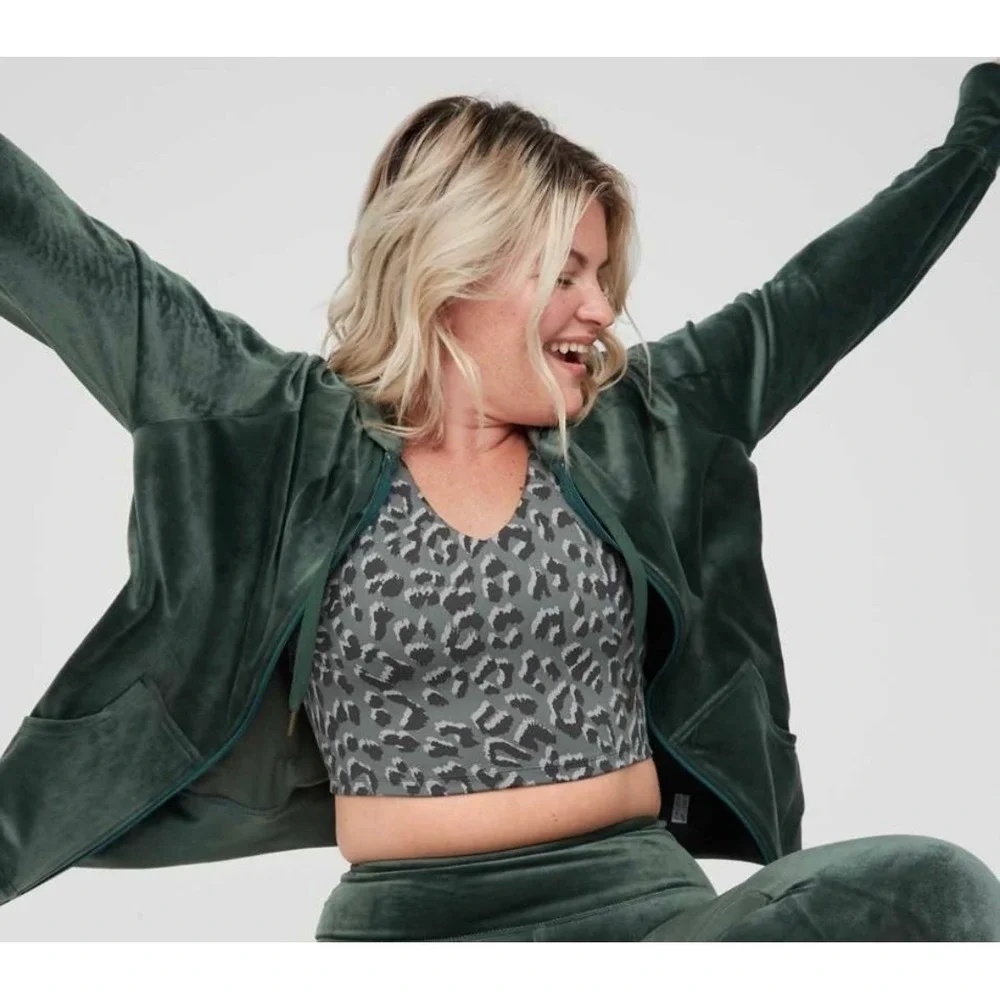 Offline by Aerie Green Velour Zip Up Hoodie Jacket Women Size‎ Medium - Picture 3 of 11